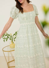 Load image into Gallery viewer, Floral Embroidery Maxi Dress