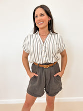 Load image into Gallery viewer, Paper Bag Linen Shorts
