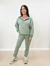 Load image into Gallery viewer, Half Zip Pullover and Jogger Set