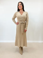 Load image into Gallery viewer, Pleated Skirt Sweater Midi Dress