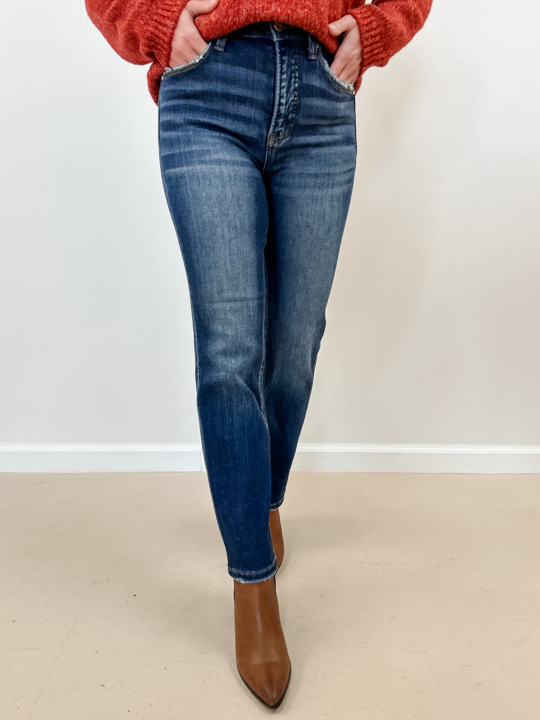 High Rise Crop Straight Jeans