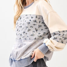 Load image into Gallery viewer, Floral Print Color Block Pullover