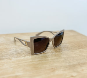 Wide Butterfly Acetate Frame Sunglasses