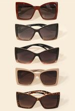 Load image into Gallery viewer, Wide Butterfly Acetate Frame Sunglasses