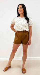 Relaxed Fit Pleated Shorts