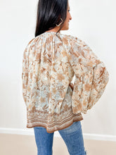 Load image into Gallery viewer, Floral Balloon Sleeve Blouse