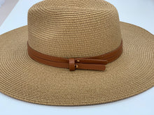 Load image into Gallery viewer, Straw Floppy Hat