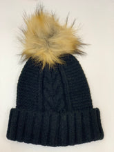 Load image into Gallery viewer, Cable Knit Beanie (2 Colors Available)