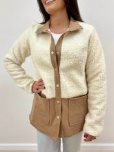 Load image into Gallery viewer, Shearling Quilted Mix Jacket