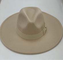 Load image into Gallery viewer, Wide Brim Felt Panama Hat