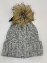 Load image into Gallery viewer, Cable Knit Beanie (2 Colors Available)