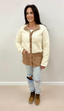 Load image into Gallery viewer, Shearling Quilted Mix Jacket