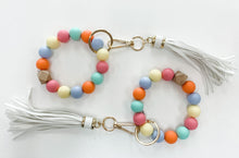 Load image into Gallery viewer, Rubber Beaded Key Ring Bracelet