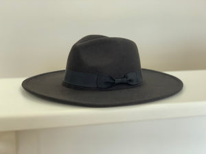 Wide Brim Felt Panama Hat